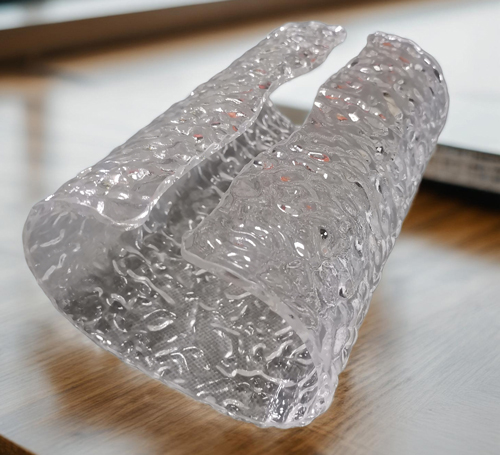 美杰亚克力定制案例实拍(krug-acrylic-display-stand)