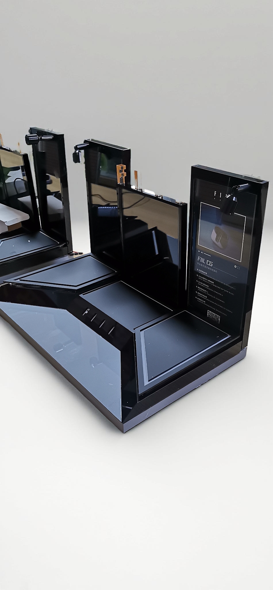 美杰亚克力定制案例实拍(web-xiaomi-acrylic-sign-stand)