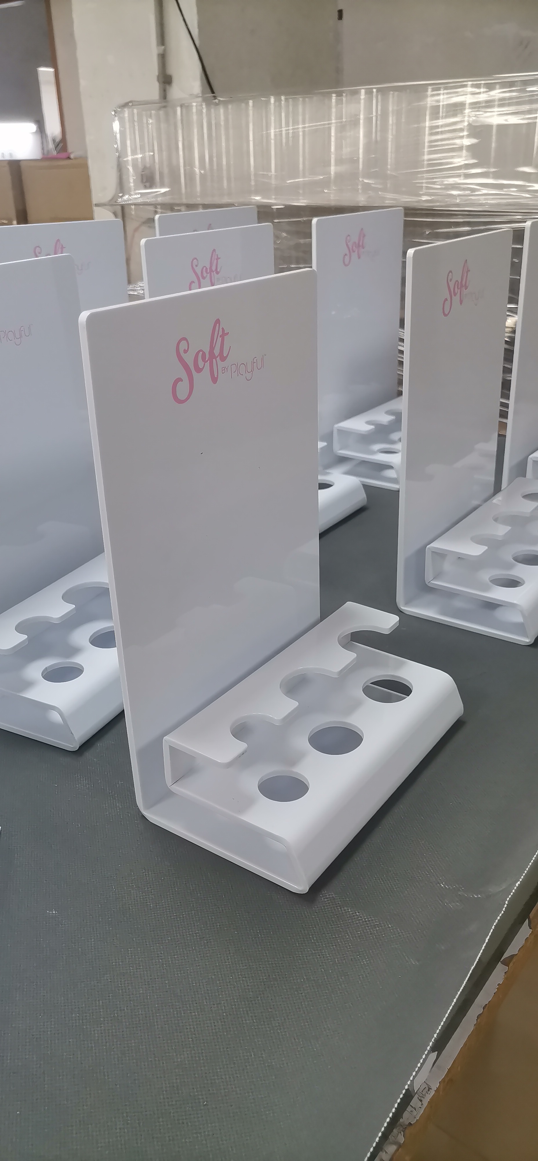 美杰亚克力定制案例实拍（batch-acrylic-display-stands）