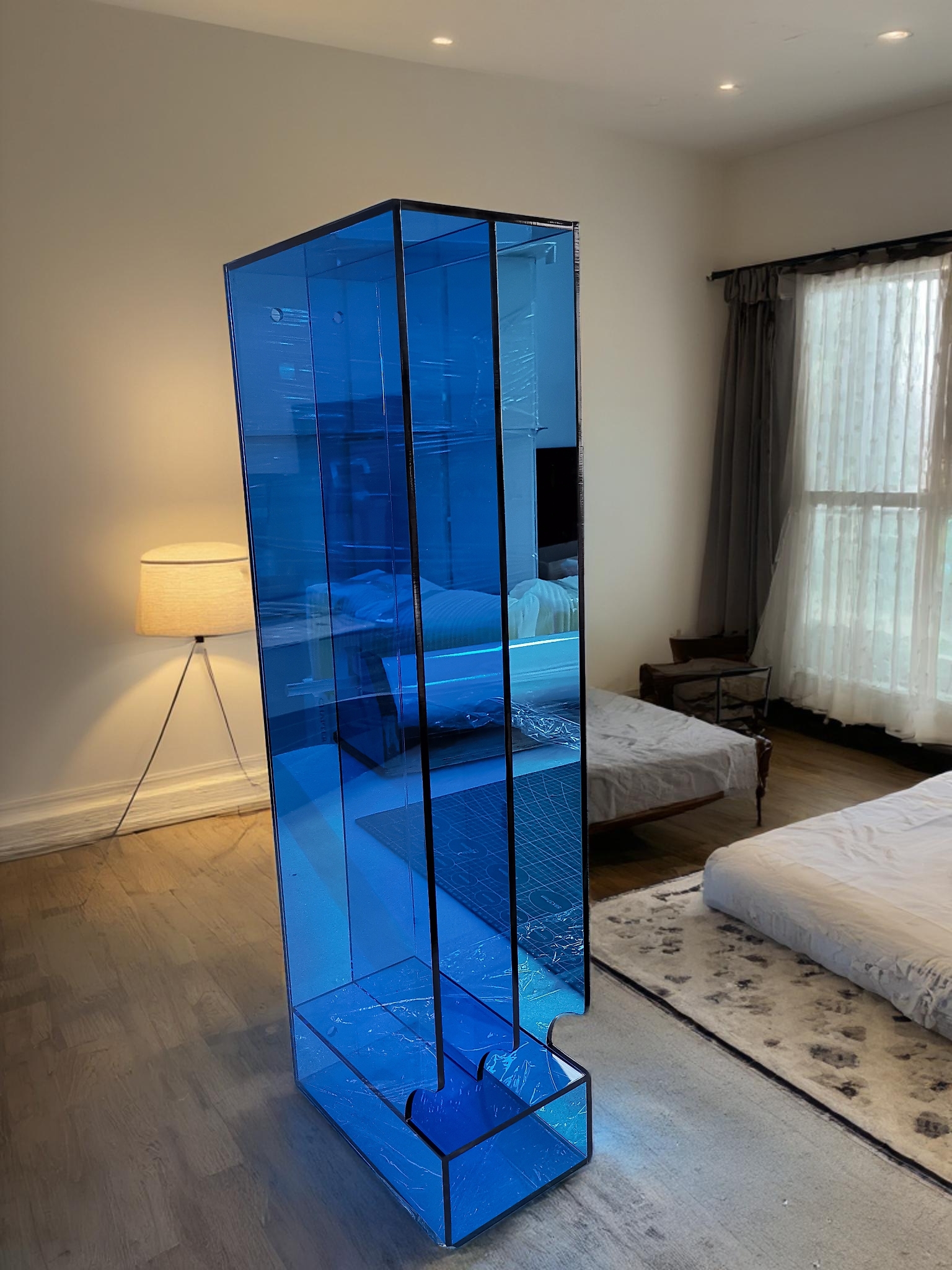 美杰亚克力定制案例实拍(web-blue-acrylic-display-tower)