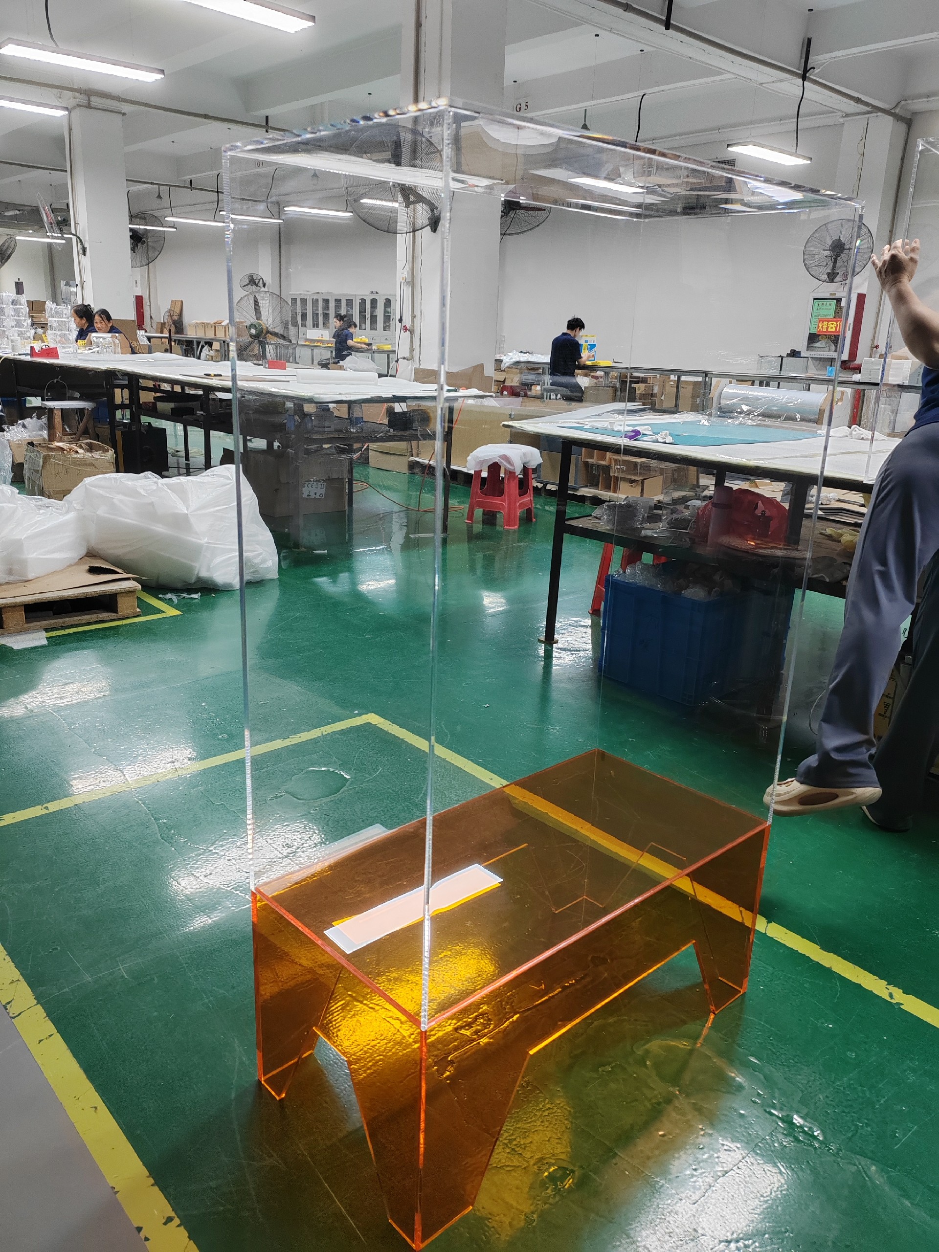 美杰亚克力定制案例实拍(new-acrylic-furniture-table-7)