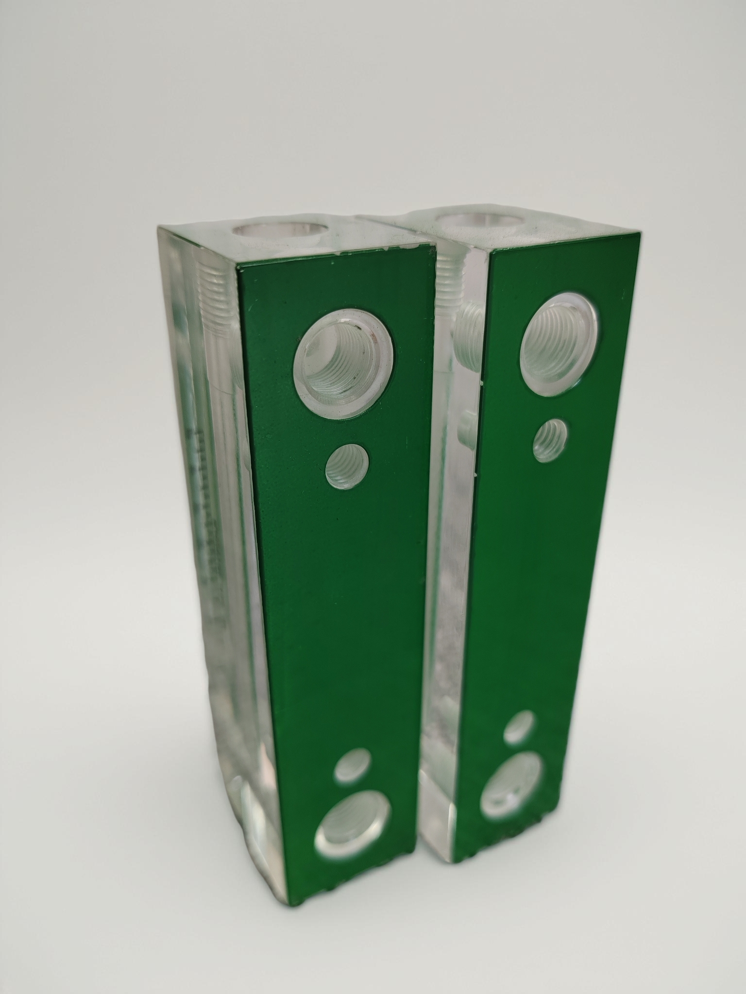 美杰亚克力定制案例实拍(web-green-acrylic-product-display)