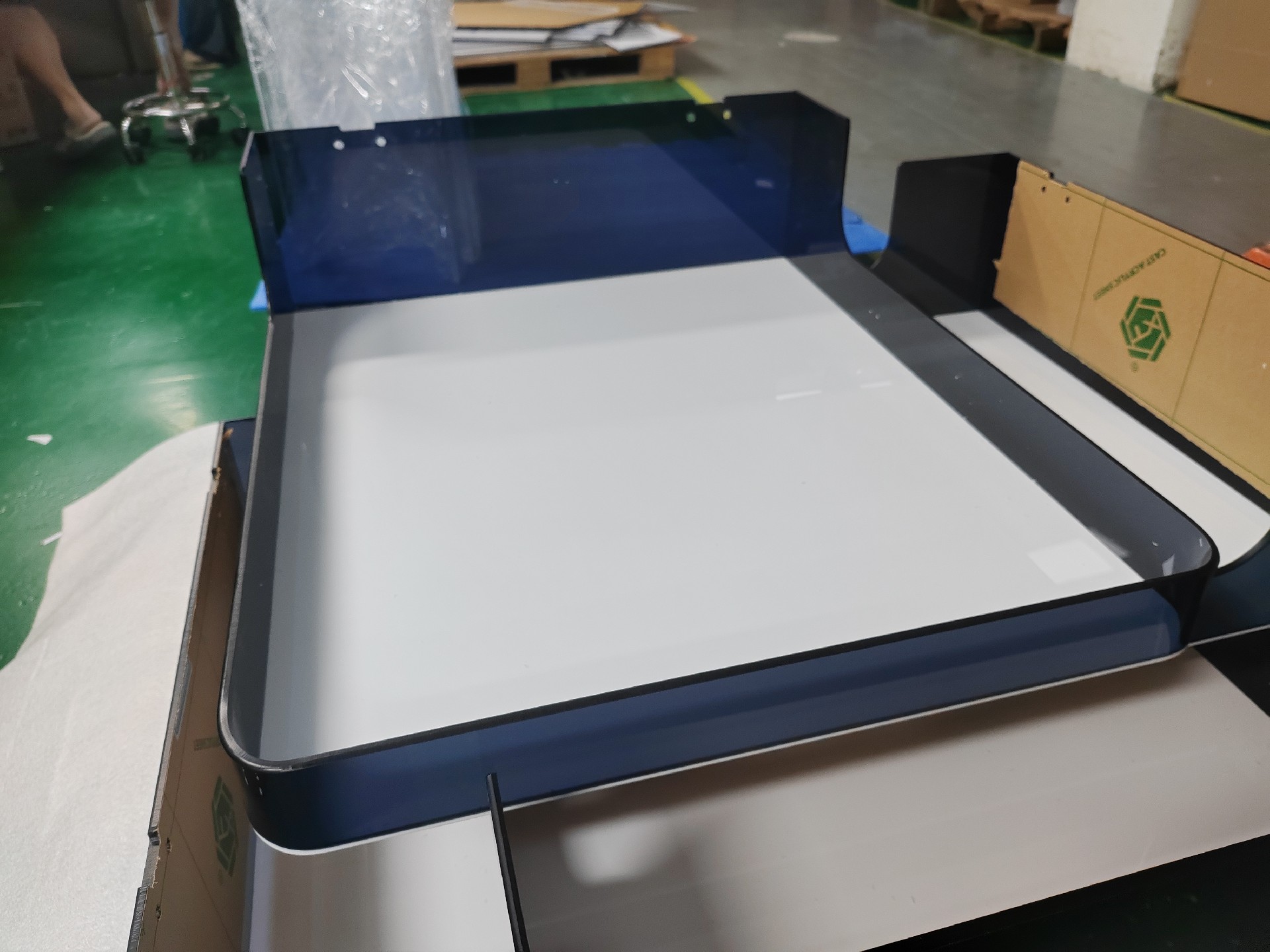 美杰亚克力定制案例实拍(new-acrylic-furniture-table-3)