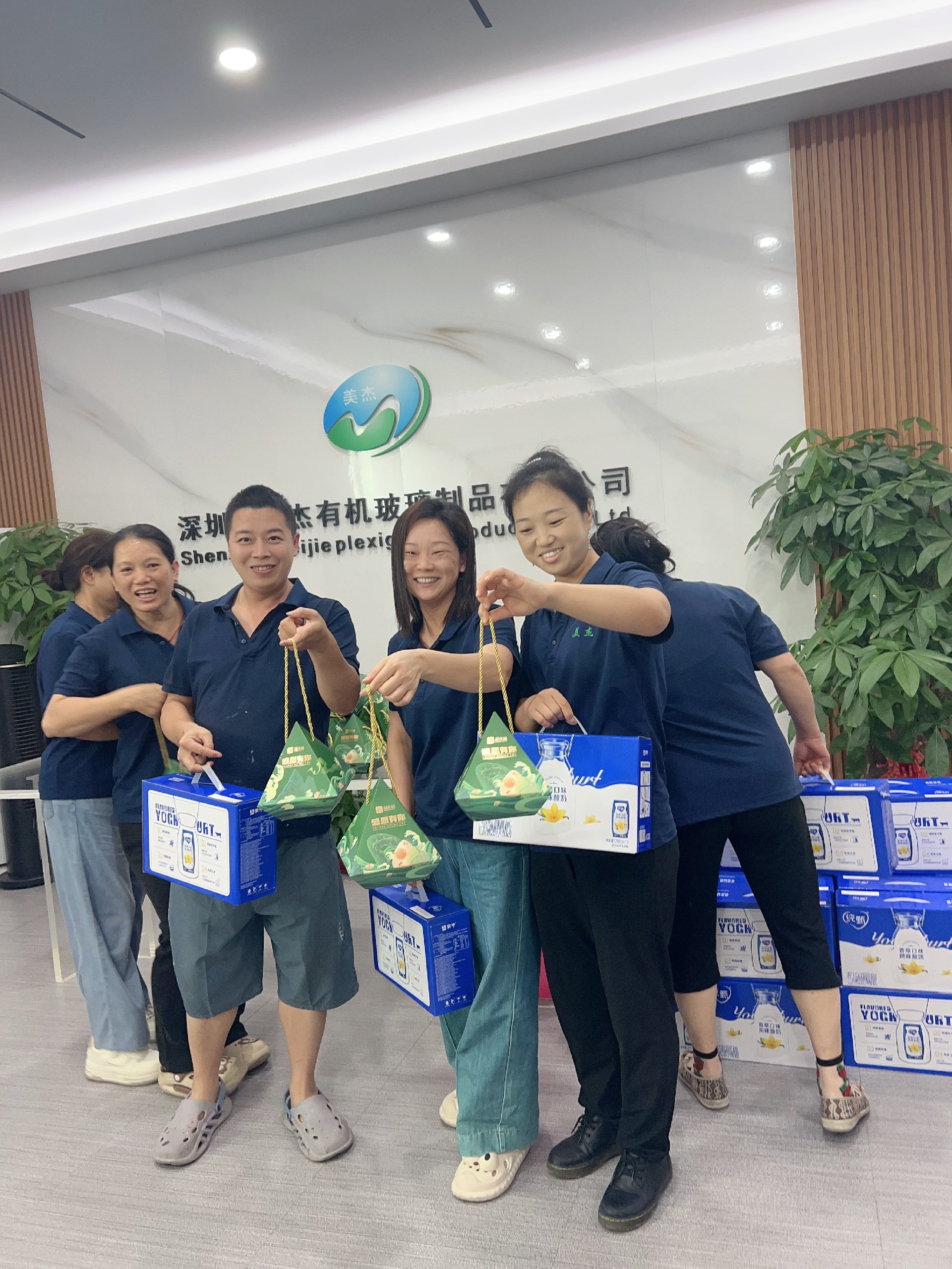 亚克力观察窗怎么定制？透光密封与公差三件事一次理清