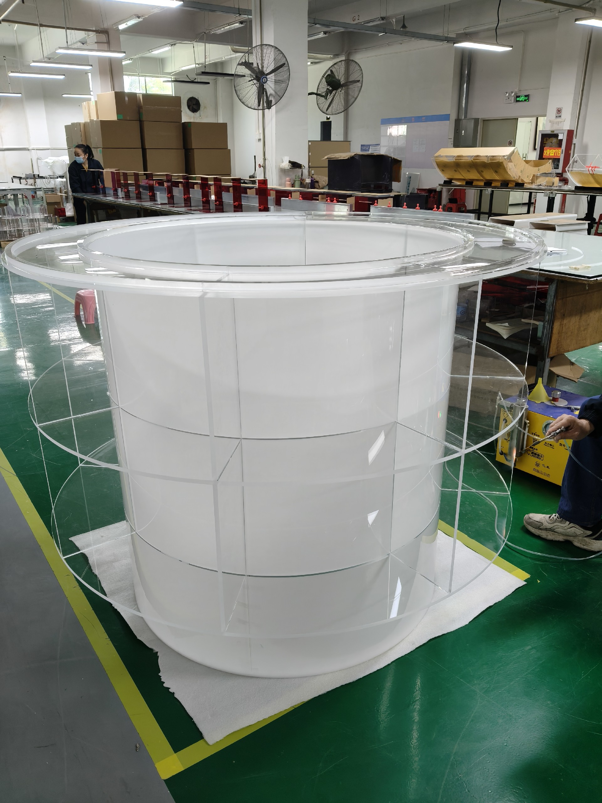 美杰亚克力定制案例实拍（new-acrylic-display-rack-4）