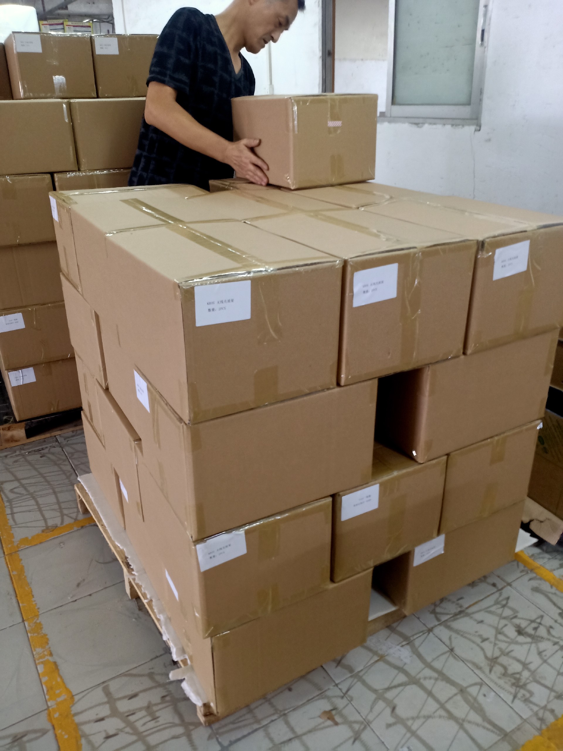 美杰亚克力定制案例实拍(meijie-factory-finished-goods-5)
